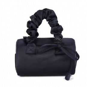 Leisure luxury woman handbag